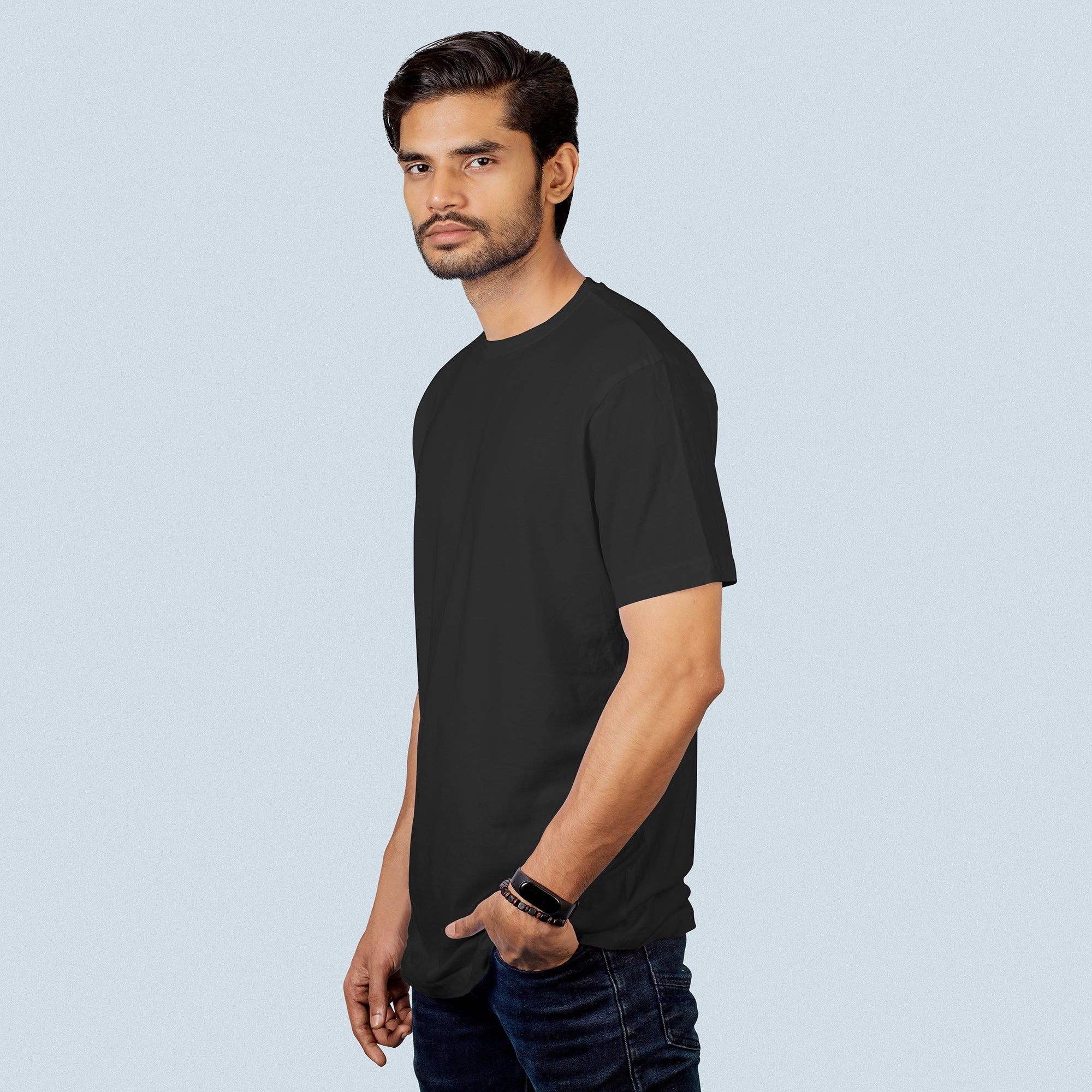 Black Essential Round Neck Short Sleeve T-Shirt (Casual/Sports)