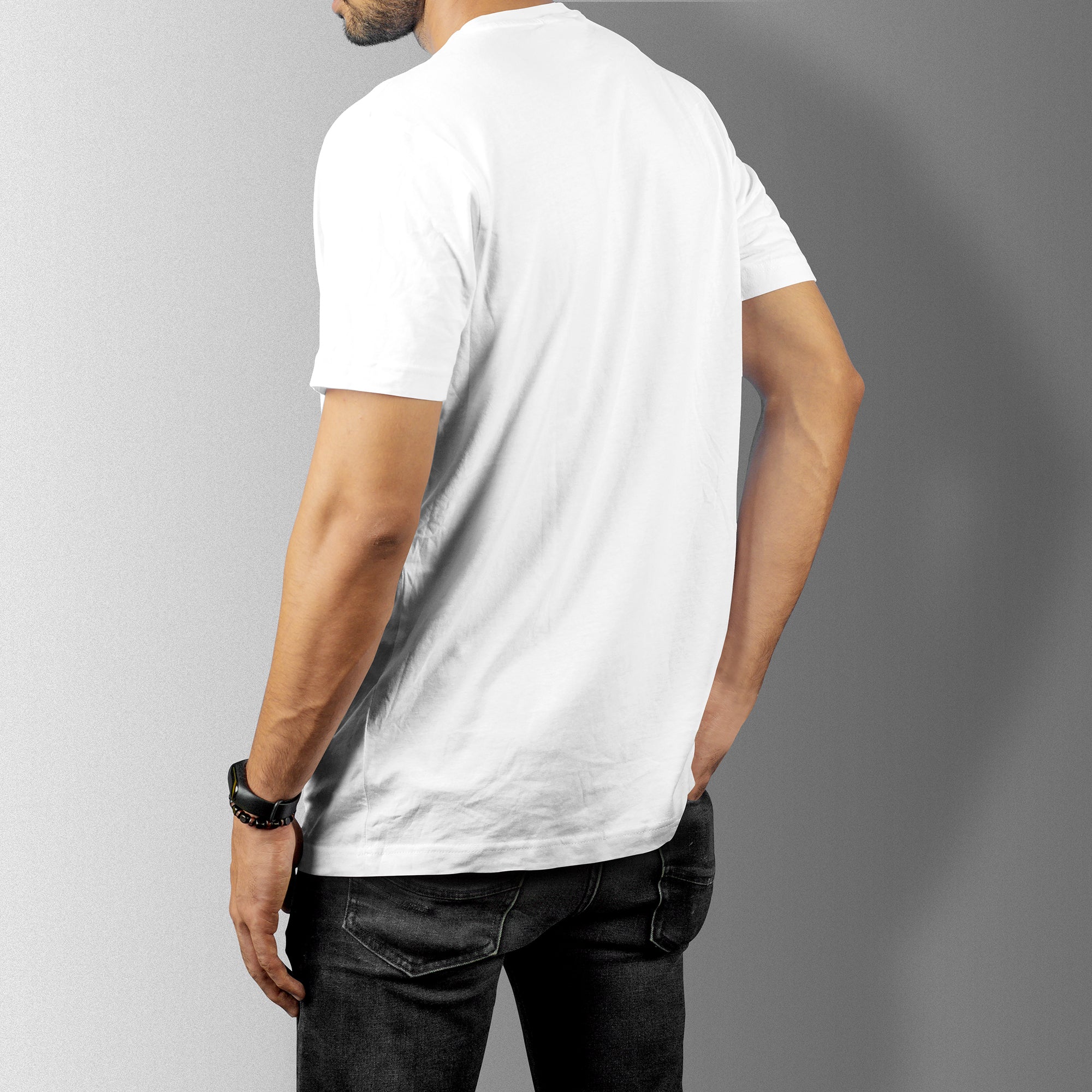 White Essential Round Neck Short Sleeve T-Shirt (Casual/Sports)